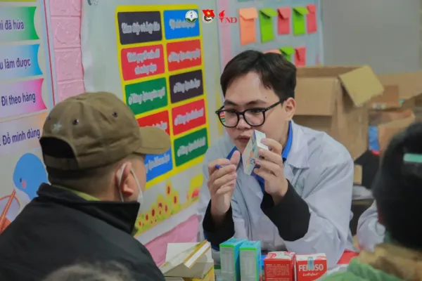 Trí Khang Pharma đồng hành cùng “Đông ấm 2024” chia sẻ yêu thương đến bà con vùng cao