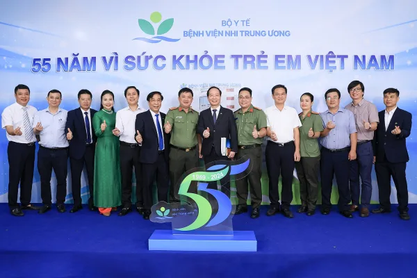 Gần 1000 đại biểu tham dự sự kiện Hội nghị Nhi khoa Bệnh viện Nhi TW và tham quan gian trưng bày của Trí Khang Pharma