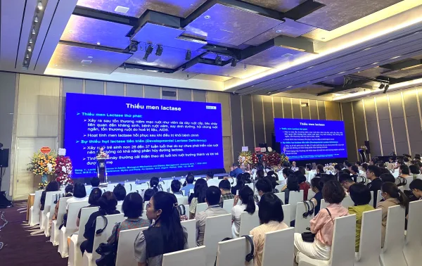 Gần 1000 đại biểu tham dự sự kiện Hội nghị Nhi khoa Bệnh viện Nhi TW và tham quan gian trưng bày của Trí Khang Pharma
