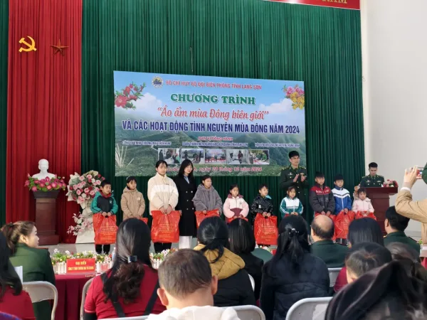 Trí Khang Pharma đồng hành cùng Bộ đội Biên phòng tỉnh Lạng Sơn trong chương trình “Áo ấm mùa đông biên giới 2024”