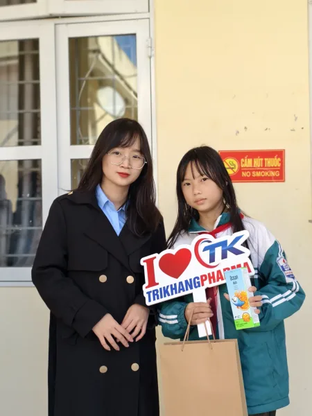 Trí Khang Pharma đồng hành cùng Bộ đội Biên phòng tỉnh Lạng Sơn trong chương trình “Áo ấm mùa đông biên giới 2024” Trí Khang Pharma đồng hành cùng Bộ đội Biên phòng tỉnh Lạng Sơn trong chương trình “Áo ấm mùa đông biên giới 2024”