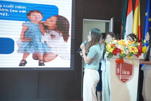 Trí Khang Pharma đồng hành cùng chung kết Road to Marcom 2025 – ”tiếp lửa” thế hệ marketer trẻ ngành Y Dược