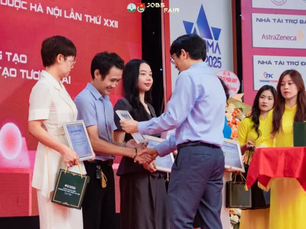 Trí Khang Pharma – Kết nối thành công, mở ra cơ hội kết nối cho sinh viên Dược Trí Khang Pharma – Kết nối thành công, mở ra cơ hội kết nối cho sinh viên Dược