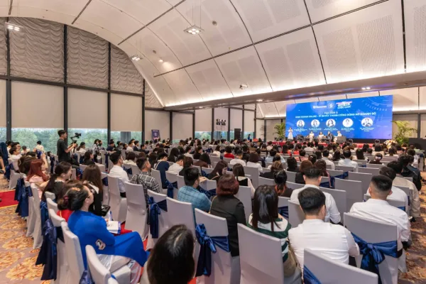 Bứt phá doanh số ngành dược từ “TikTok Health Business Forum 2025” của Trí Khang Pharma