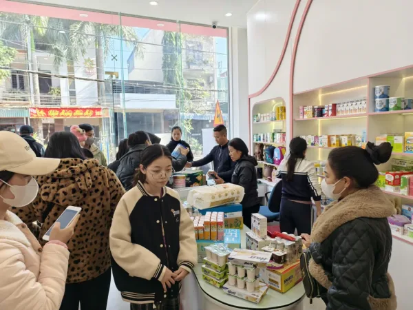 Trí Khang Pharma Đồng Hành Cùng Chương Trình Tri Ân Khách Hàng Shop Khánh Vy – Mỹ Đức, Hà Nội