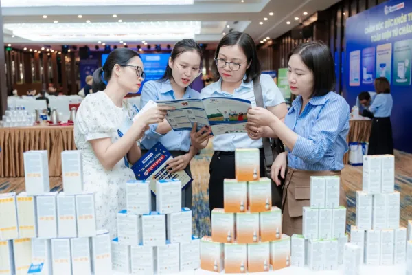 Trí Khang Pharma tổ chức thành công Hội thảo khoa học: Giải mã rối loạn tiêu hóa từ cơ chế nền đến chiến lược mới Trí Khang Pharma tổ chức thành công Hội thảo khoa học: Giải mã rối loạn tiêu hóa từ cơ chế nền đến chiến lược mới
